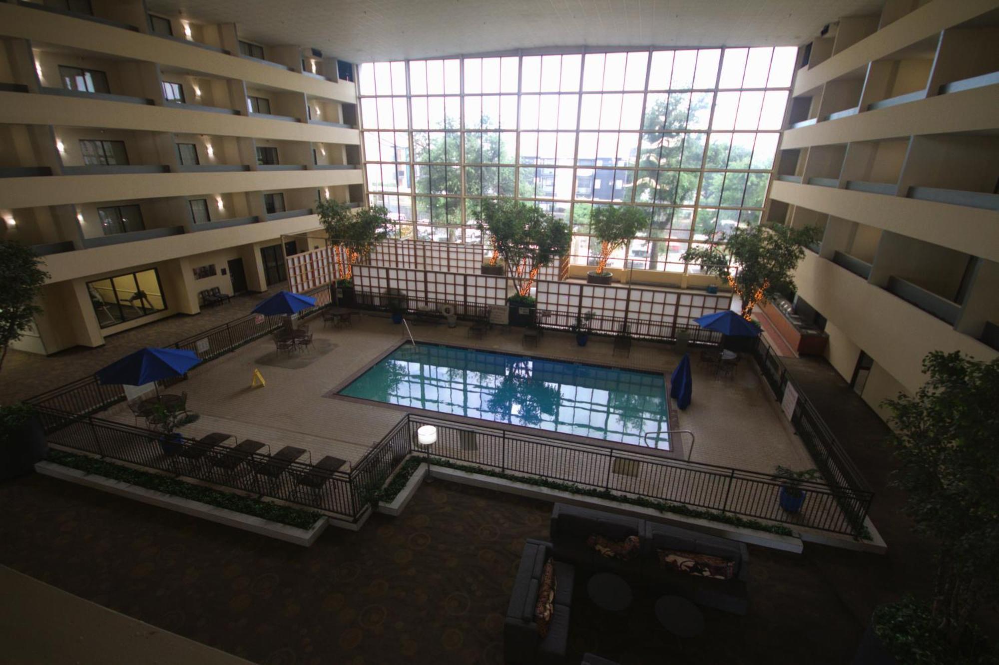 Atrium Hotel And Suites Dfw Airport Irving Eksteriør bilde